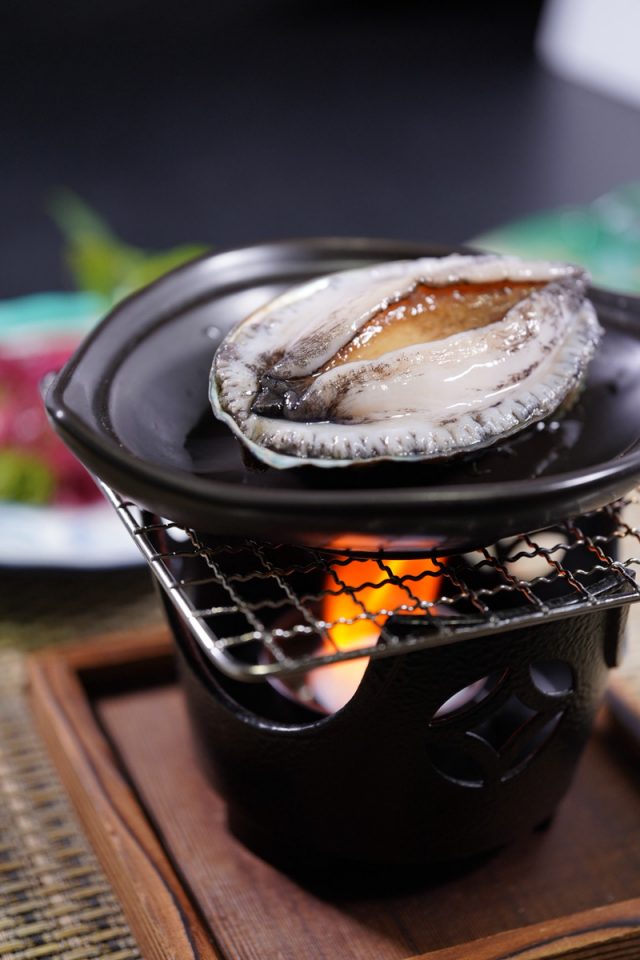 鮑を贅沢に楽しむ！本当に美味しい食べ方とは